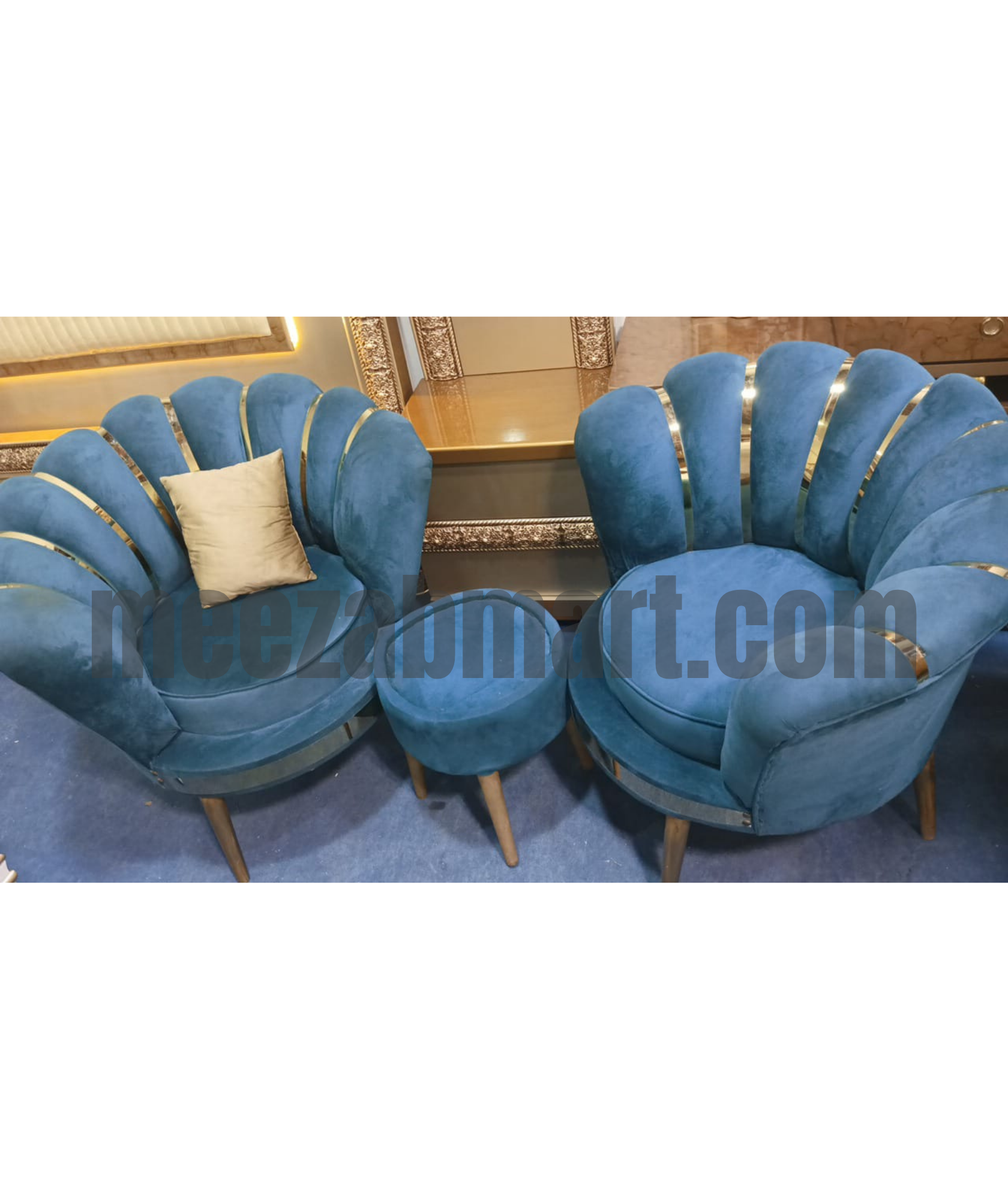 Luxury Velvet Shell Sofa Chairs Set with Ottoman