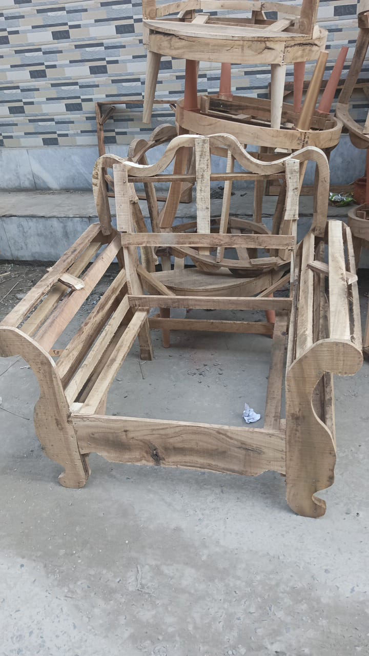 Sofa frame, Armchair base, Single seater frame, Scroll arm, Classic furniture frame, Upholstery supply, Solid wood sofa, Unfinished furniture, Custom armchair, Living room frame